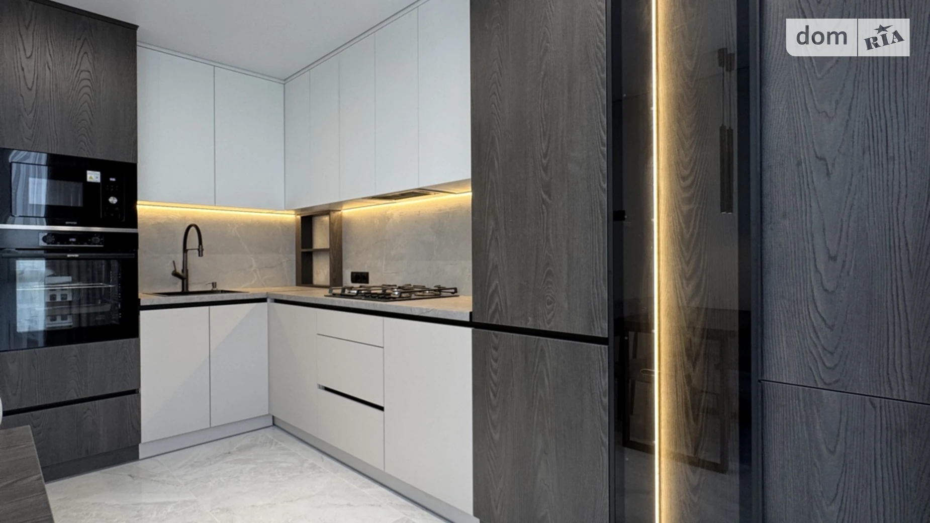 2-кімнатна квартира 65 кв. м у Тернополі, цена: 118700 $ - фото 4