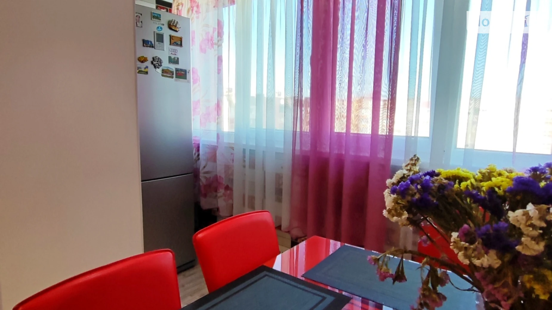 Продается 2-комнатная квартира 61.6 кв. м в Чернигове, ул. Независимости - фото 3