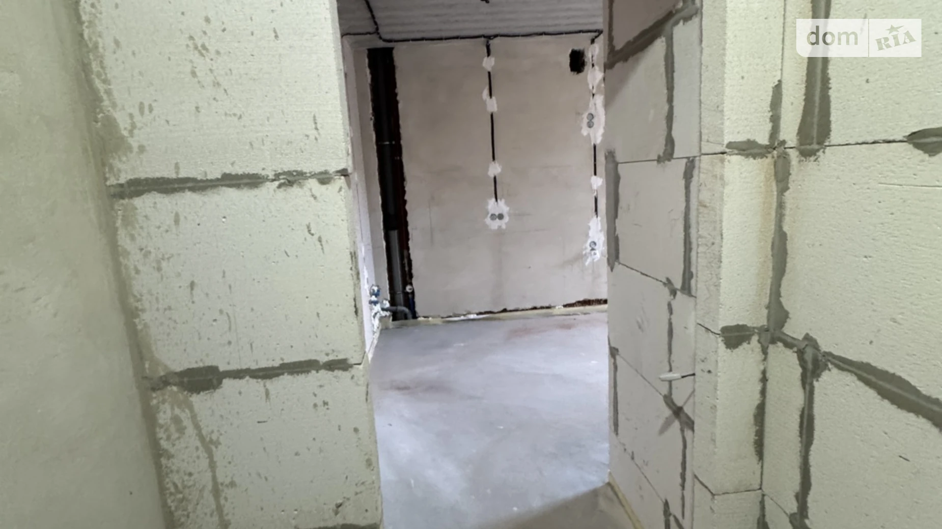 Продается 1-комнатная квартира 46 кв. м в Ивано-Франковске, ул. Высочана Семена, 18/20 - фото 5