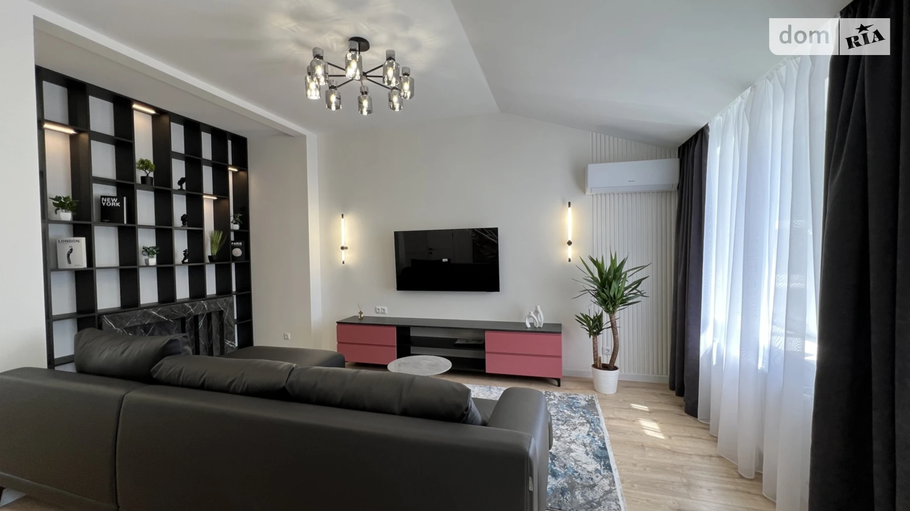 Продается 2-комнатная квартира 72 кв. м в Ивано-Франковске, ул. Высочана Семена - фото 3