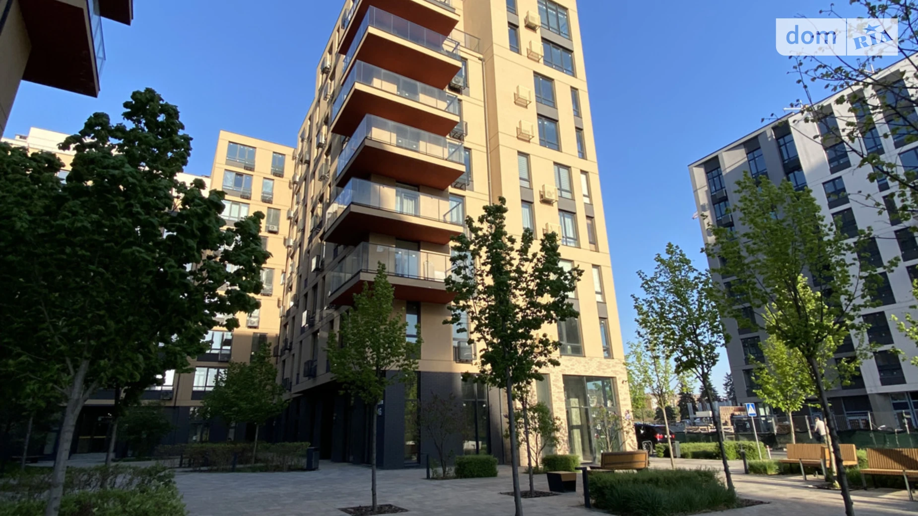 Сдается в аренду 1-комнатная квартира 45.2 кв. м в Киеве, ул. Салютная, 2 корпус 16 - фото 2