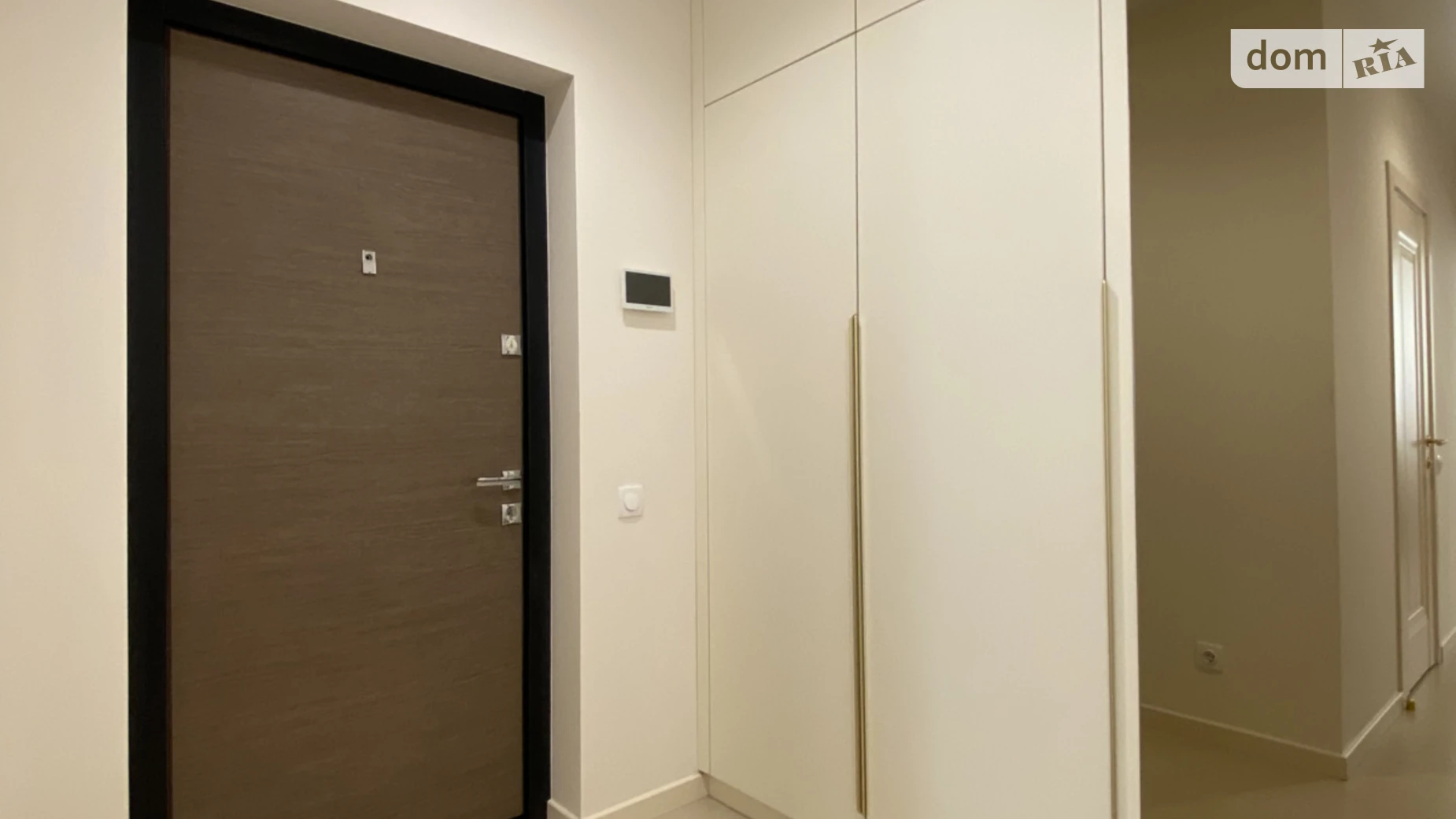 Сдается в аренду 1-комнатная квартира 45.2 кв. м в Киеве, ул. Салютная, 2 корпус 16 - фото 3