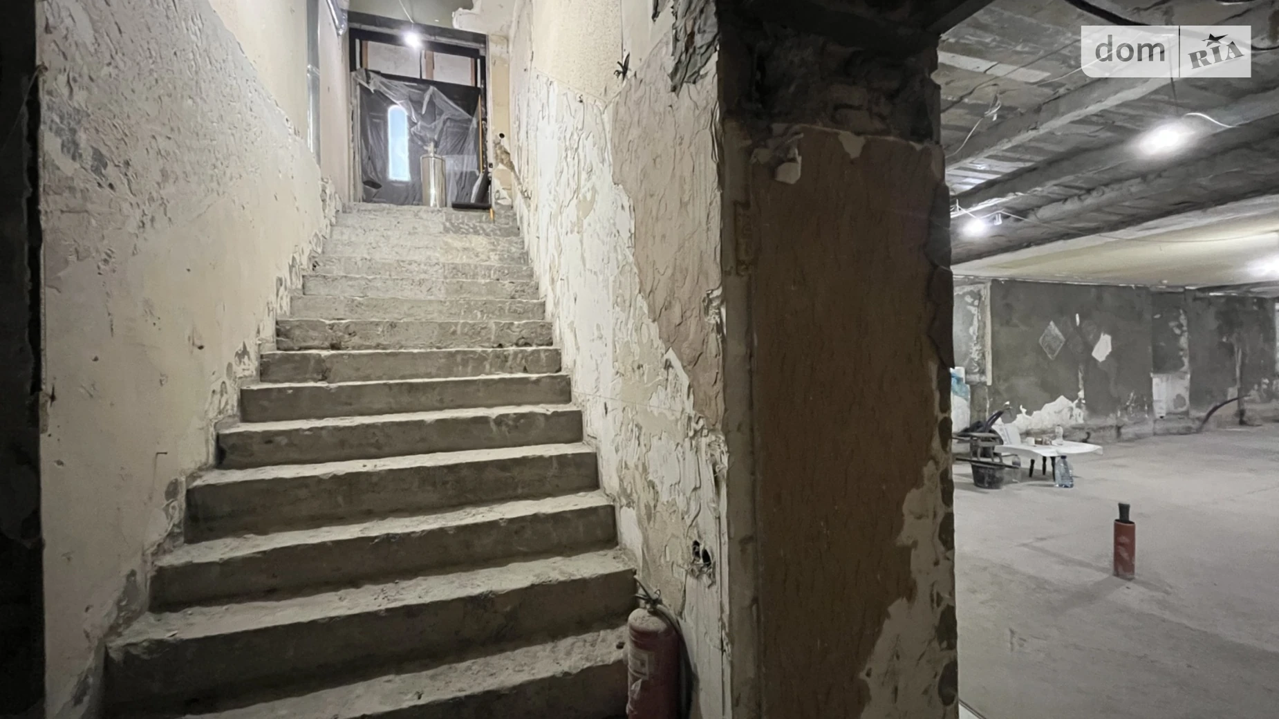 Продается помещения свободного назначения 289.2 кв. м в 2-этажном здании, цена: 350000 $ - фото 4