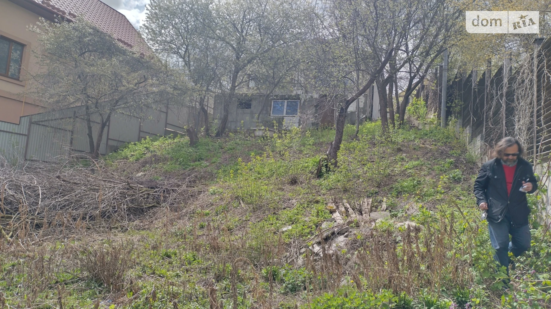 Продается дом на 2 этажа 110 кв. м с бассейном, цена: 250000 $ - фото 2