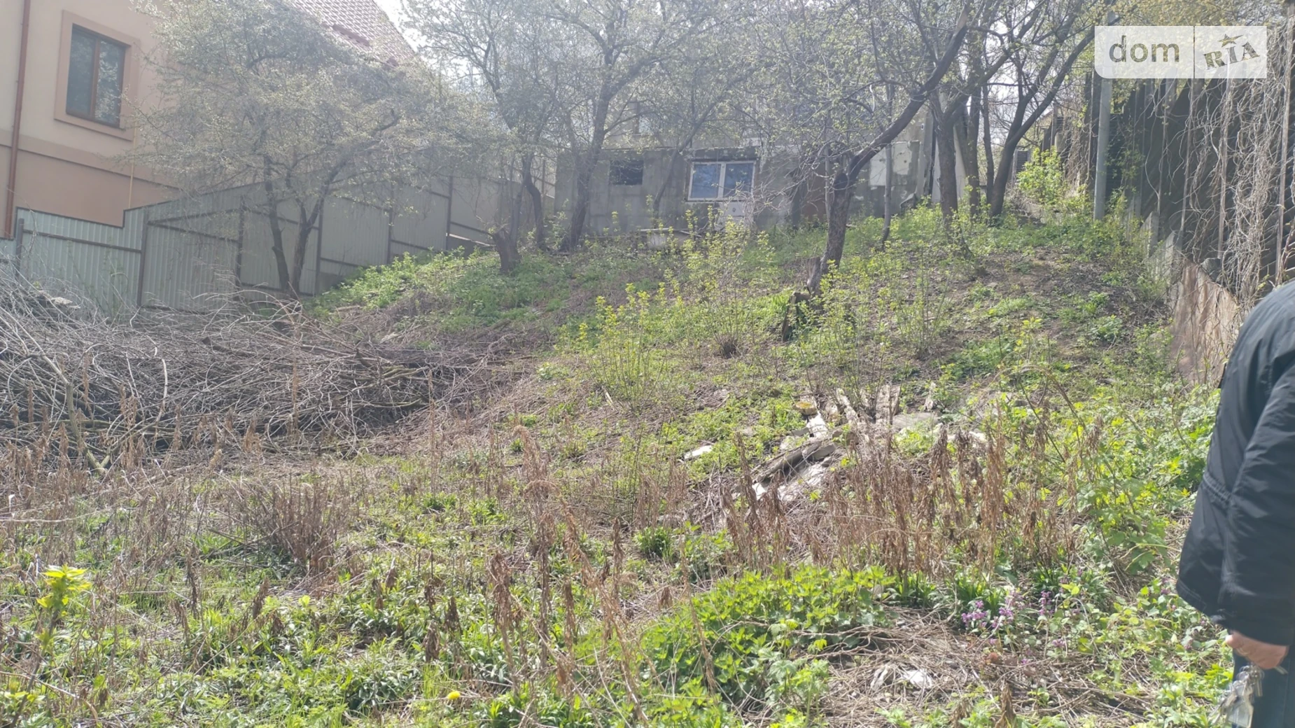 Продается дом на 2 этажа 110 кв. м с бассейном, цена: 250000 $ - фото 3
