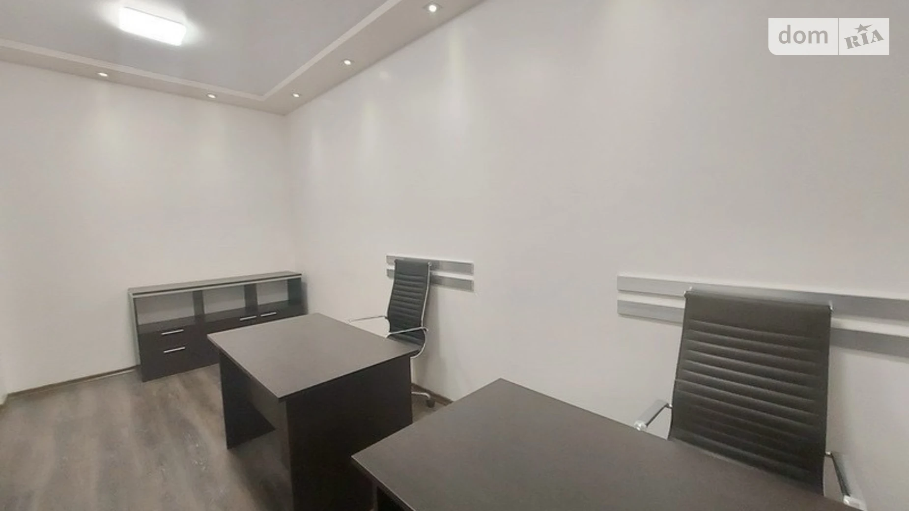Сдается в аренду офис 90 кв. м в бизнес-центре, цена: 1000 $ - фото 5