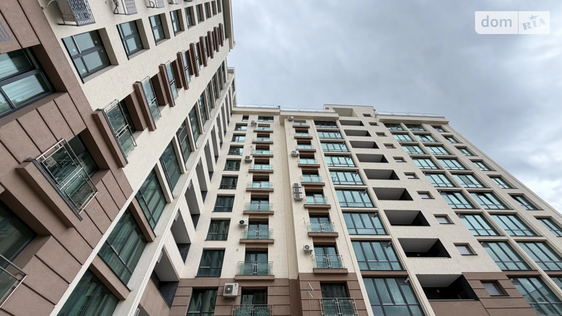 Продается 1-комнатная квартира 46 кв. м в Ивано-Франковске, ул. Гетьмана Ивана Мазепы, 148/2 - фото 2