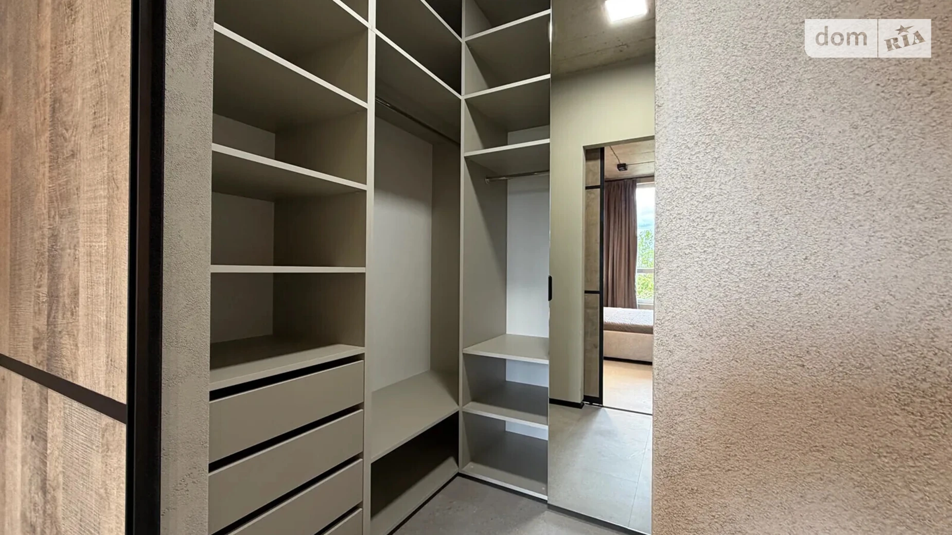 Продается 1-комнатная квартира 51 кв. м в Ивано-Франковске, ул. Флотская, 10Б - фото 5