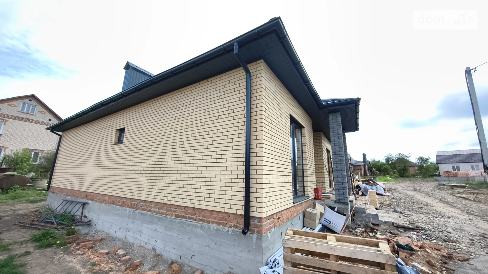 Продается одноэтажный дом 107.6 кв. м с камином, цена: 100000 $ - фото 3