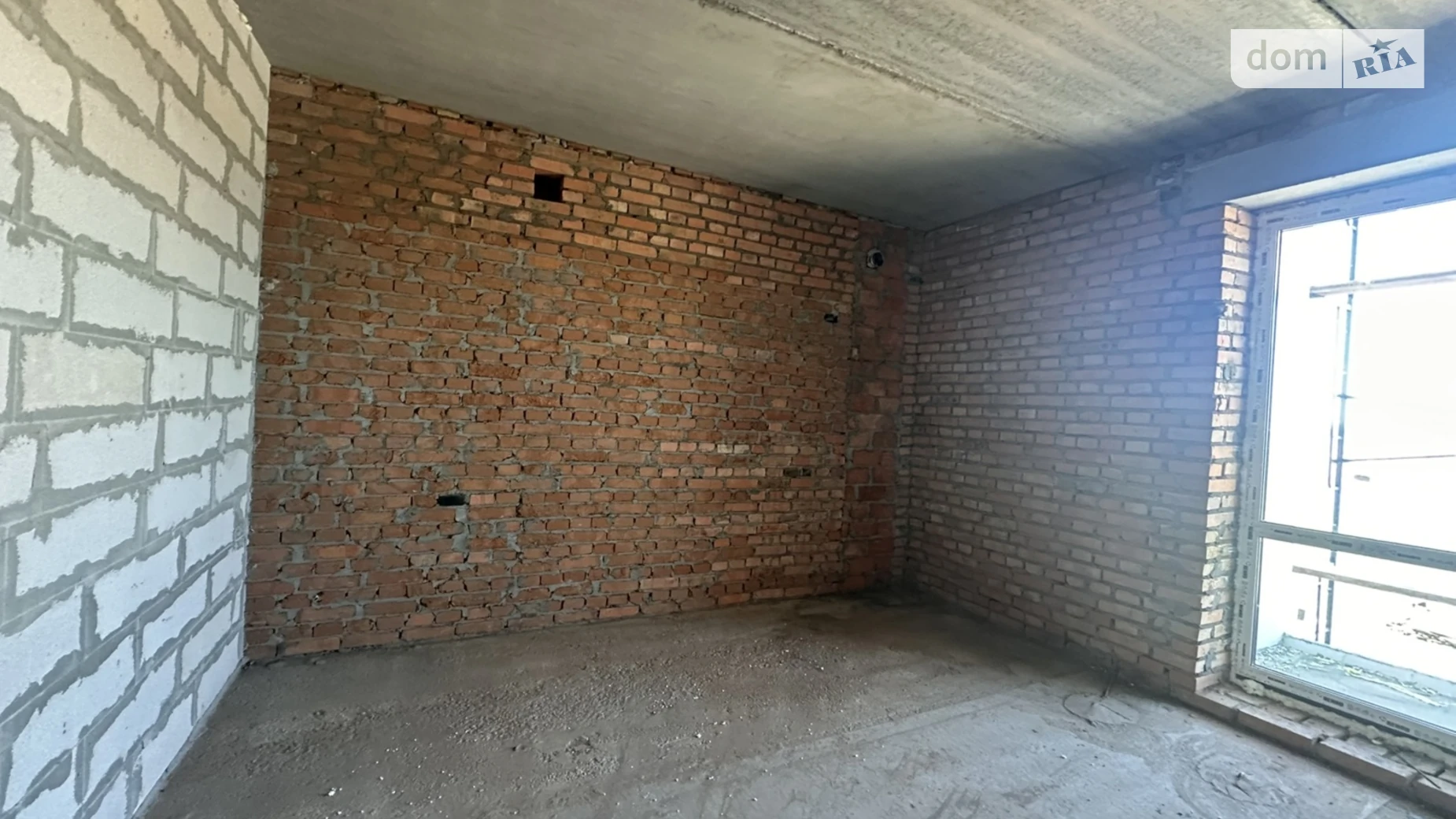Продается 1-комнатная квартира 25 кв. м в Гостомеле, ул. Украинская - фото 2