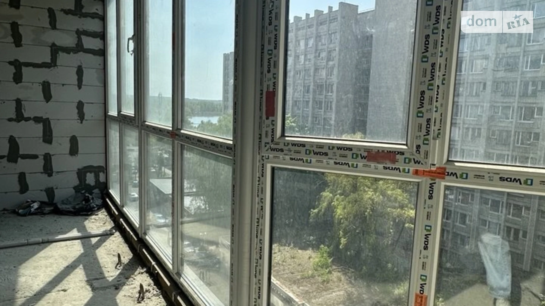 Продается 1-комнатная квартира 83.2 кв. м в Днепре, ул. Набережная Победы, 44Ф - фото 2