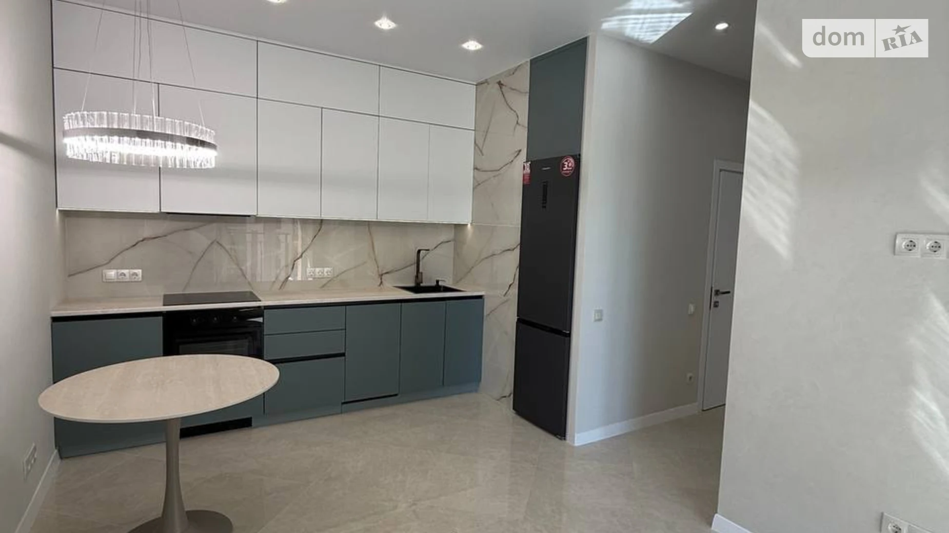 Продается 1-комнатная квартира 43 кв. м в Одессе, цена: 76000 $ - фото 2
