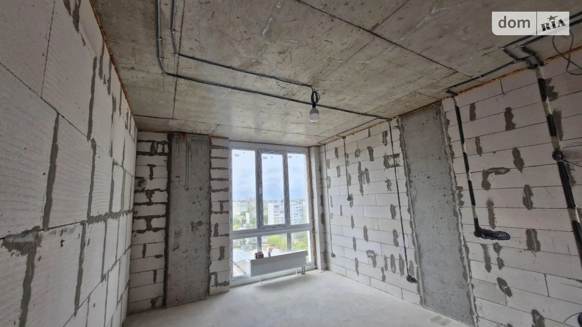 Продается 2-комнатная квартира 62.7 кв. м в Черноморске, цена: 53000 $ - фото 2