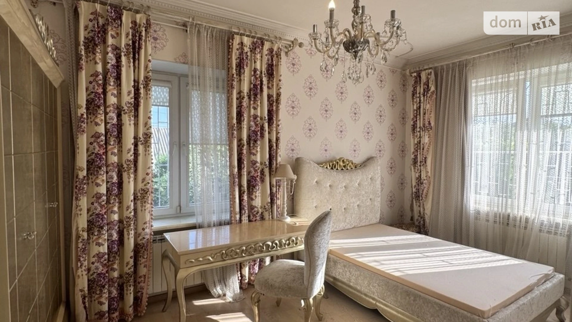Продается дом на 3 этажа 384.5 кв. м с террасой, цена: 459000 $ - фото 3