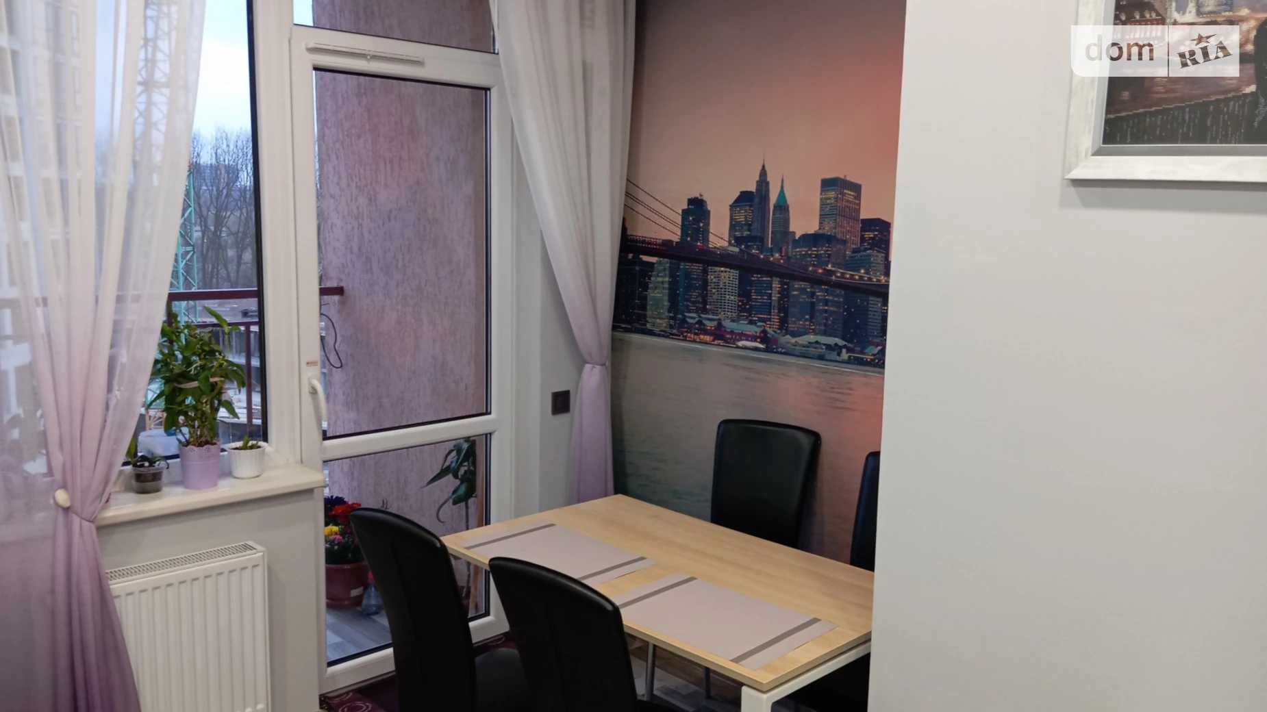 Продается 1-комнатная квартира 43 кв. м в Львове, ул. Величковского, 7 - фото 4