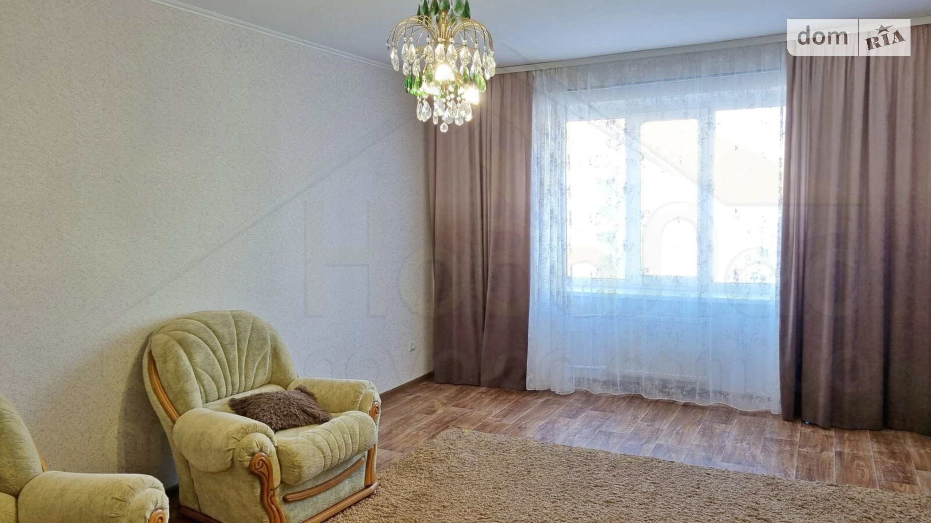 Продается 2-комнатная квартира 66.7 кв. м в Чернигове, ул. 1-й танковой бригады(Генерала Белова) - фото 2