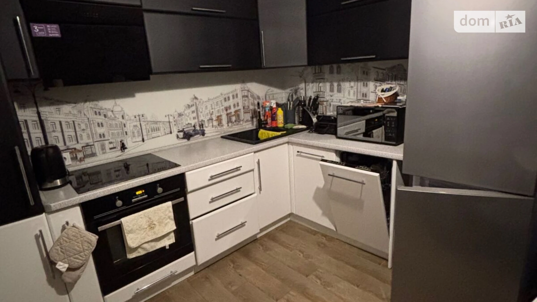 Продается 2-комнатная квартира 62.5 кв. м в Хмельницком, ул. Кармелюка - фото 2