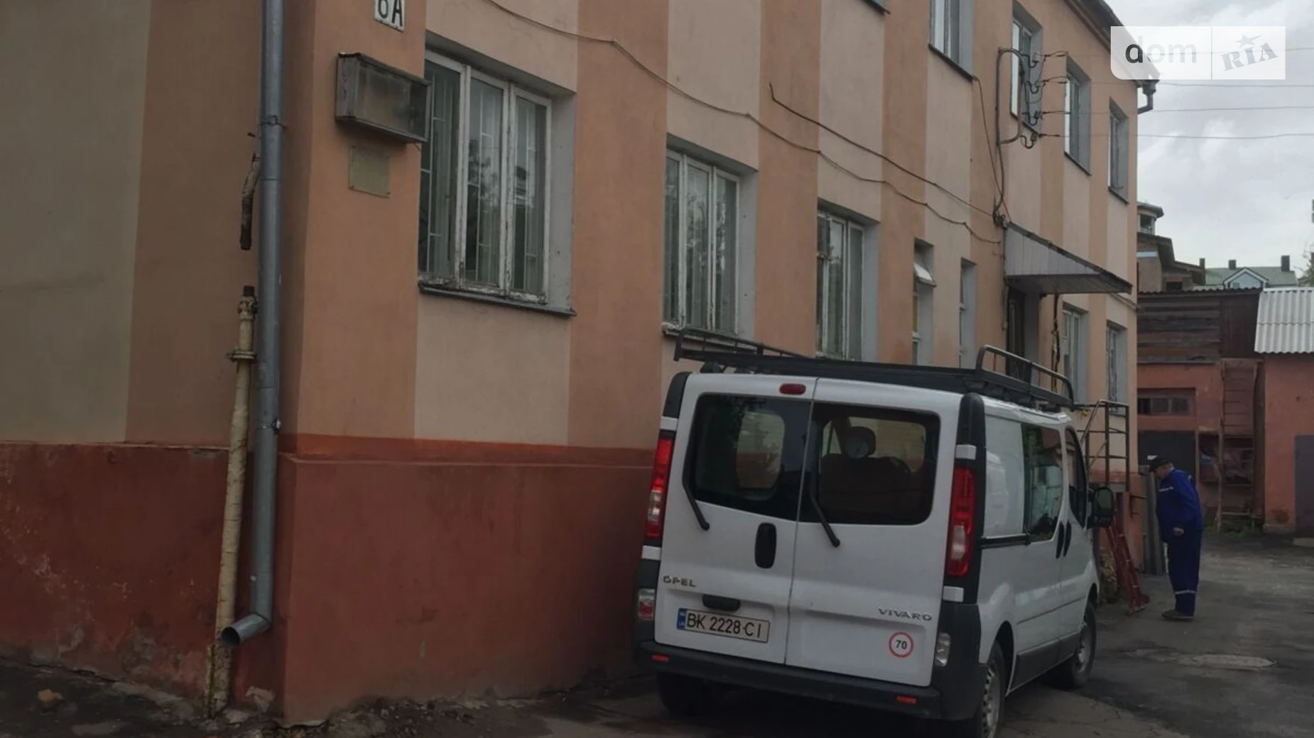 Сдается в аренду объект сферы услуг 5.6 кв. м в 2-этажном здании, цена: 635 грн - фото 2