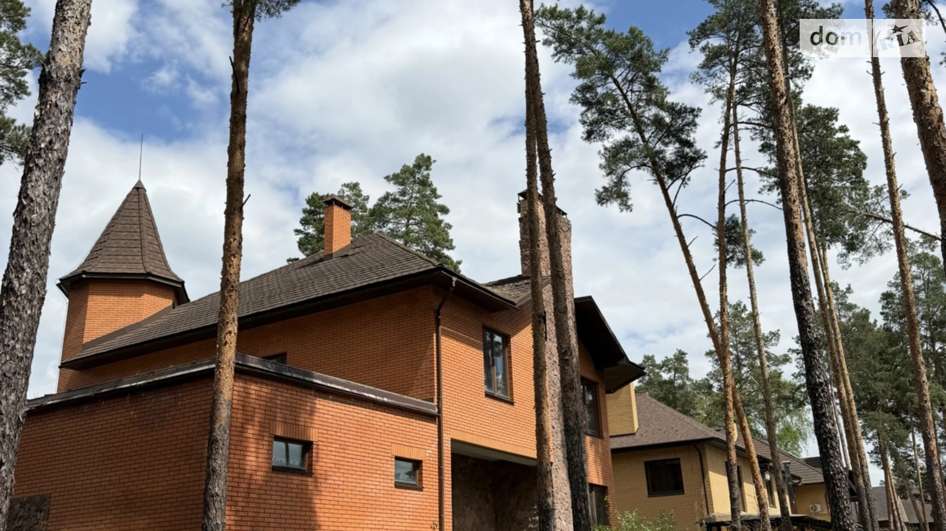 Продается дом на 2 этажа 525.9 кв. м с гаражом, цена: 500000 $ - фото 2