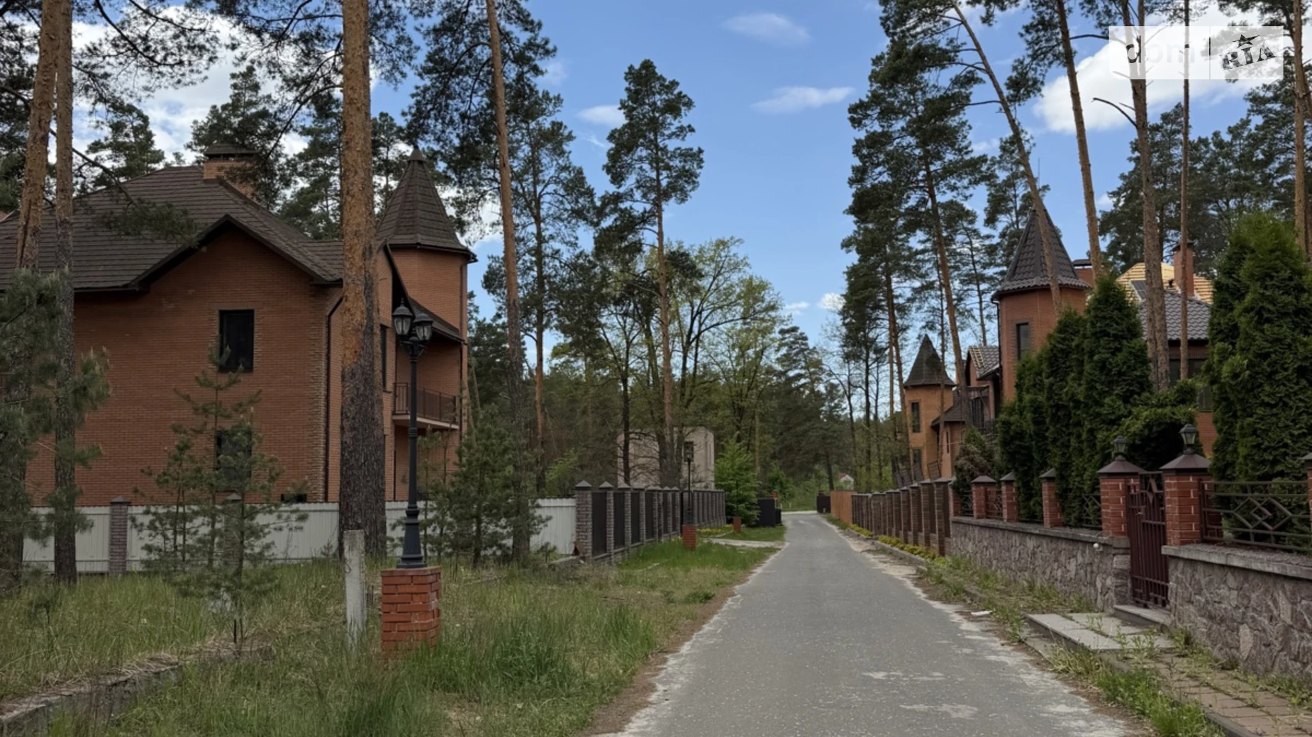 Продается дом на 2 этажа 525.9 кв. м с гаражом, цена: 500000 $ - фото 3
