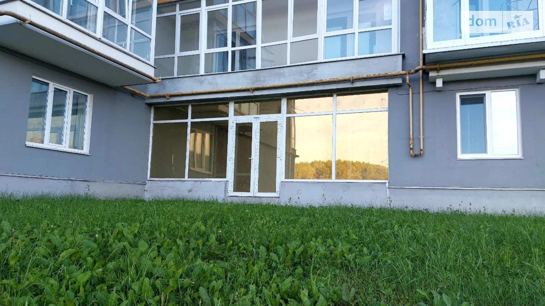 Продается 3-комнатная квартира 123.8 кв. м в Чернигове, ул. Стрелецкая, 98 - фото 2