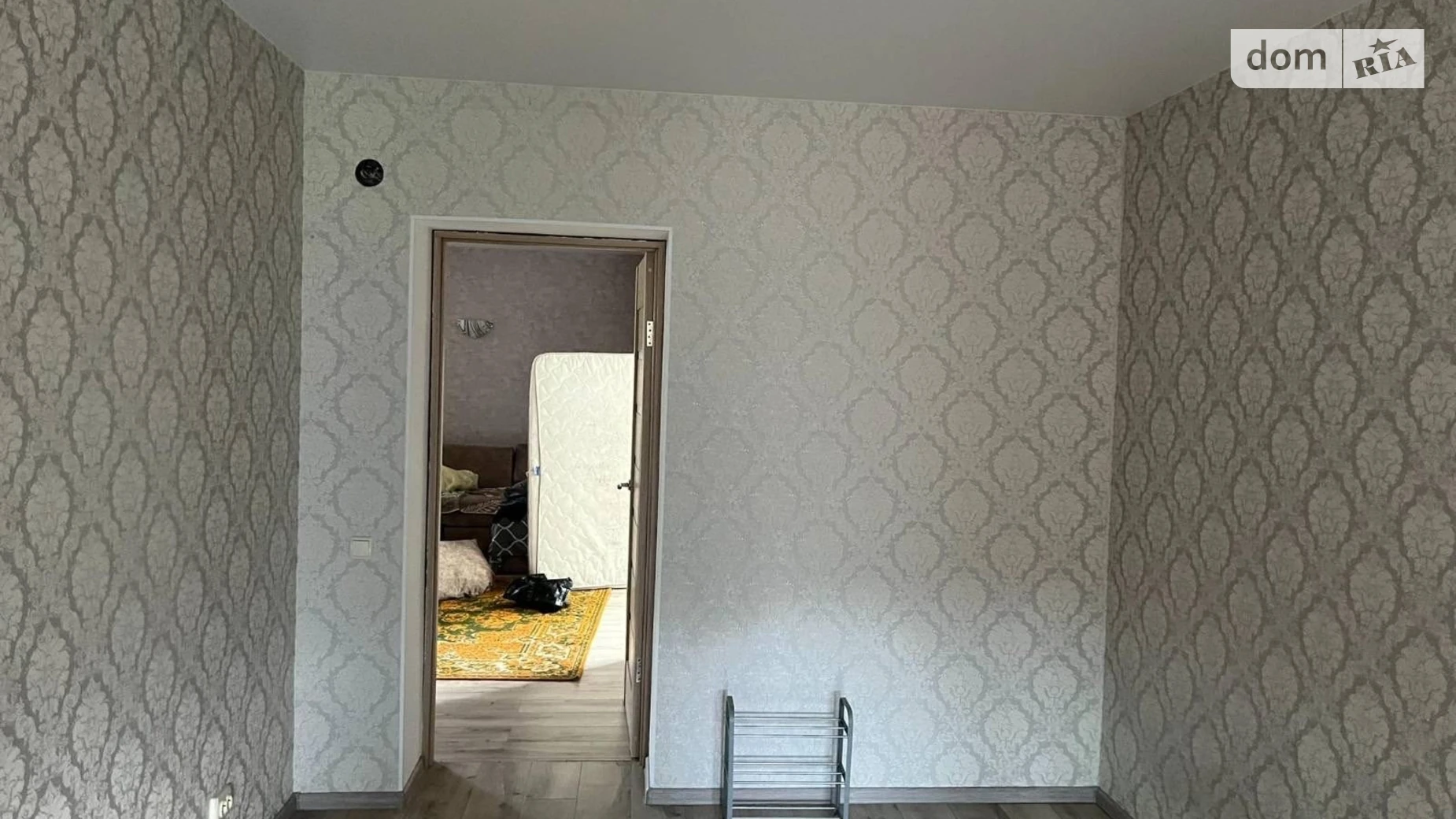 Продается 2-комнатная квартира 66.9 кв. м в Остре, ул. Ватутина, 1Б - фото 2