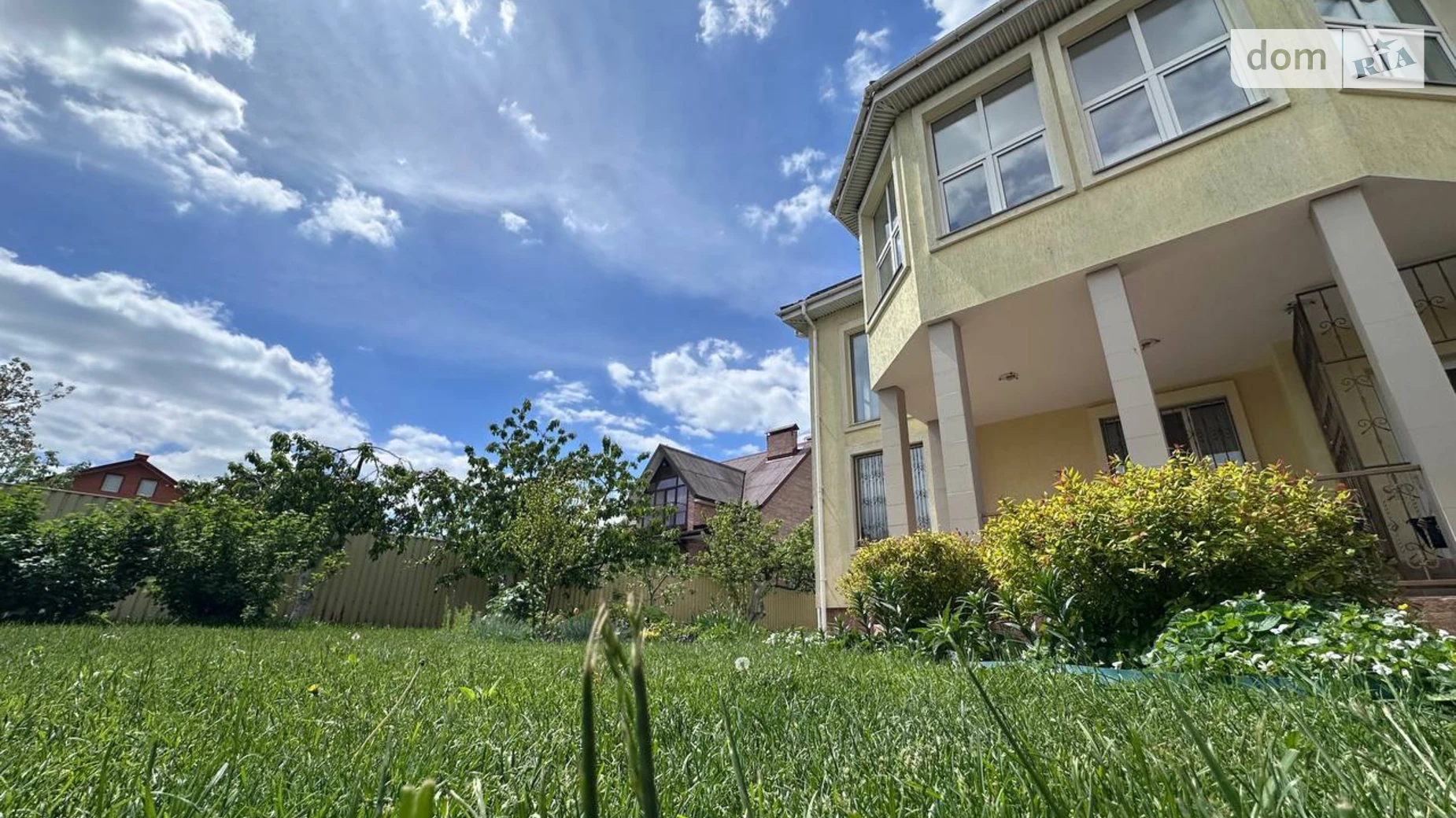 Продается дом на 2 этажа 464.3 кв. м с участком, цена: 395000 $ - фото 2