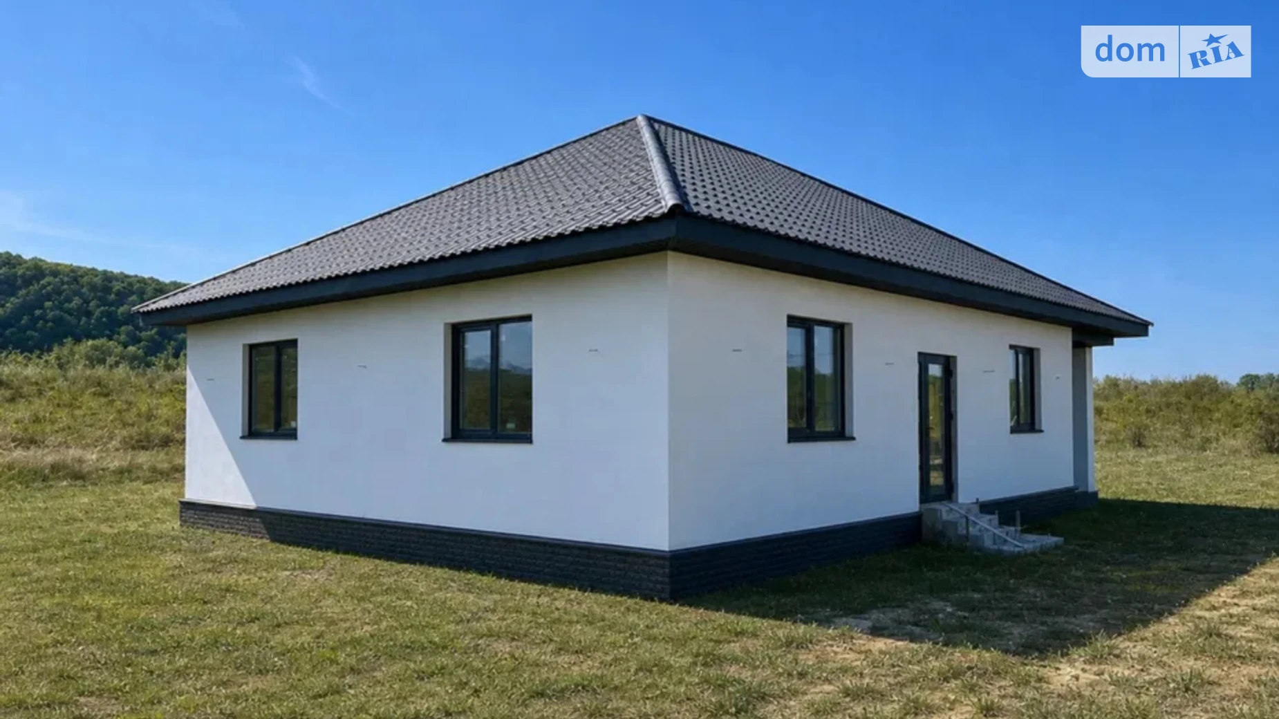 Продается одноэтажный дом 145 кв. м с балконом, цена: 68900 € - фото 2