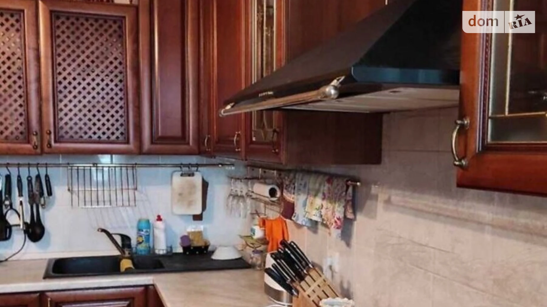 Продается дом на 3 этажа 265 кв. м с верандой, цена: 168000 $ - фото 3