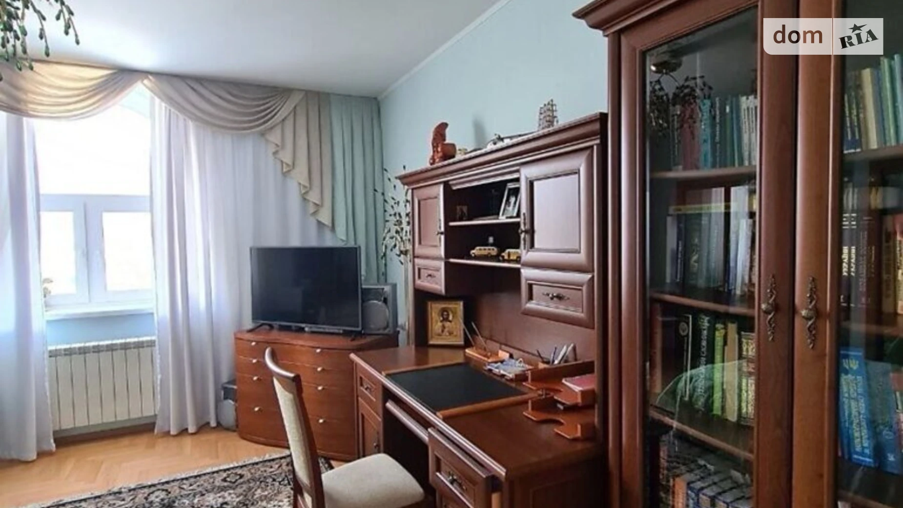 Продается дом на 3 этажа 265 кв. м с верандой, цена: 168000 $ - фото 4