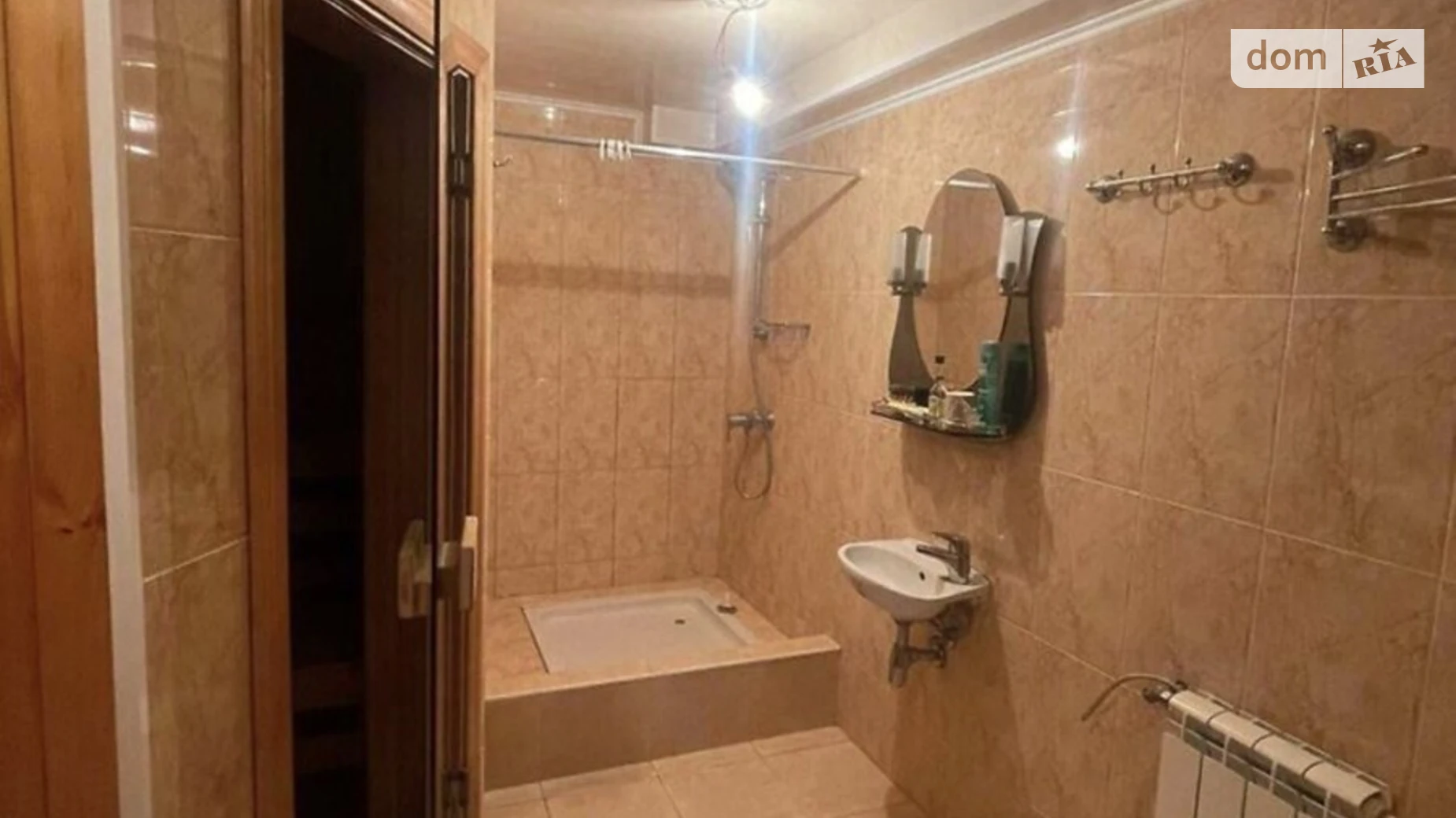 Продается дом на 3 этажа 265 кв. м с верандой, цена: 168000 $ - фото 5