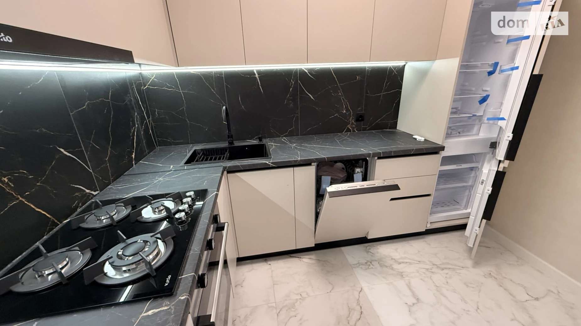 2-кімнатна квартира 61 кв. м у Тернополі, цена: 79500 $ - фото 5