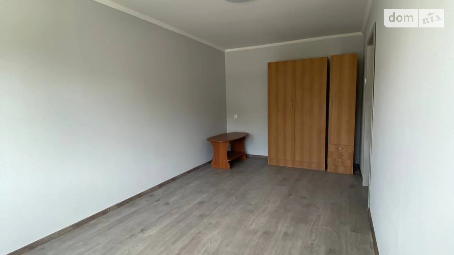 Продается 1-комнатная квартира 29 кв. м в Ивано-Франковске, ул. Коновальца Евгения, 207 - фото 2