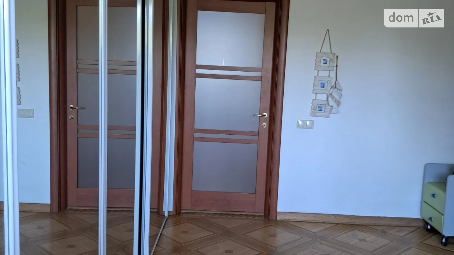 Продается 3-комнатная квартира 97.6 кв. м в Одессе, ул. Академика Филатова, 52 - фото 3