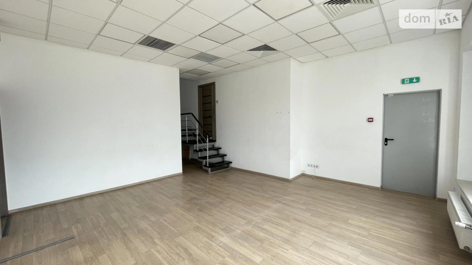 Сдается в аренду офис 180 кв. м в бизнес-центре, цена: 3600 $ - фото 5