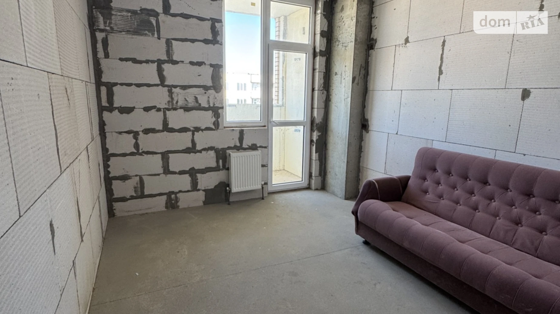 Продается 2-комнатная квартира 59 кв. м в Черноморске, цена: 46000 $ - фото 2