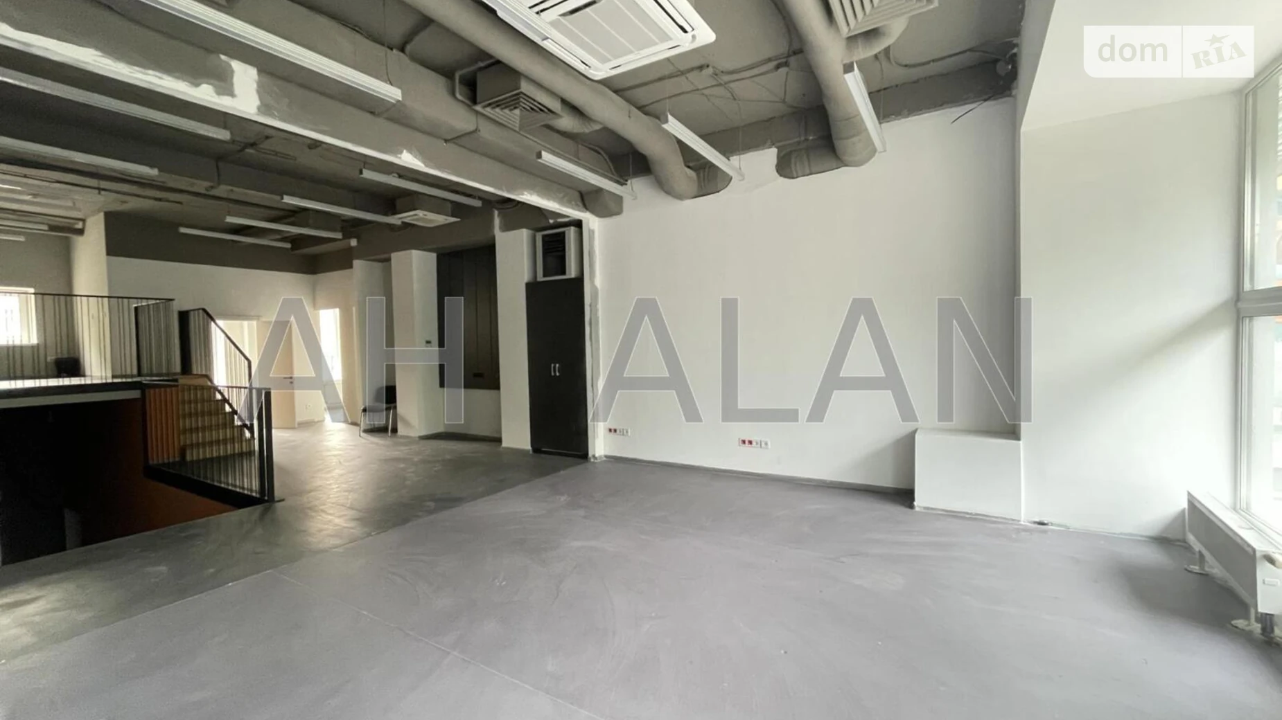 Сдается в аренду офис 300 кв. м в бизнес-центре, цена: 4500 $ - фото 2