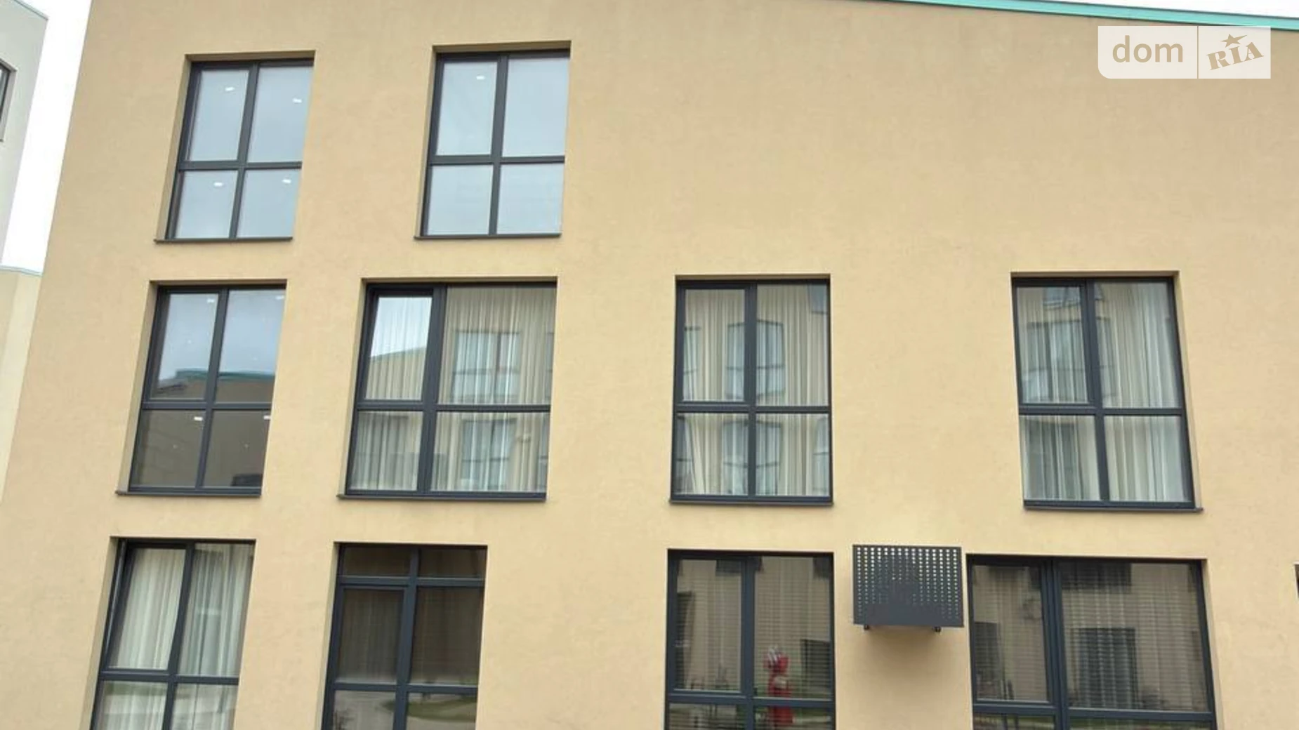 Продается 2-комнатная квартира 85.3 кв. м в Львове, ул. Новознесенская, 4 - фото 3