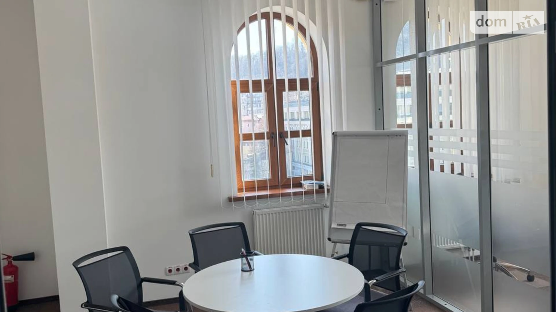 Сдается в аренду офис 521 кв. м в бизнес-центре, цена: 9378 $ - фото 2