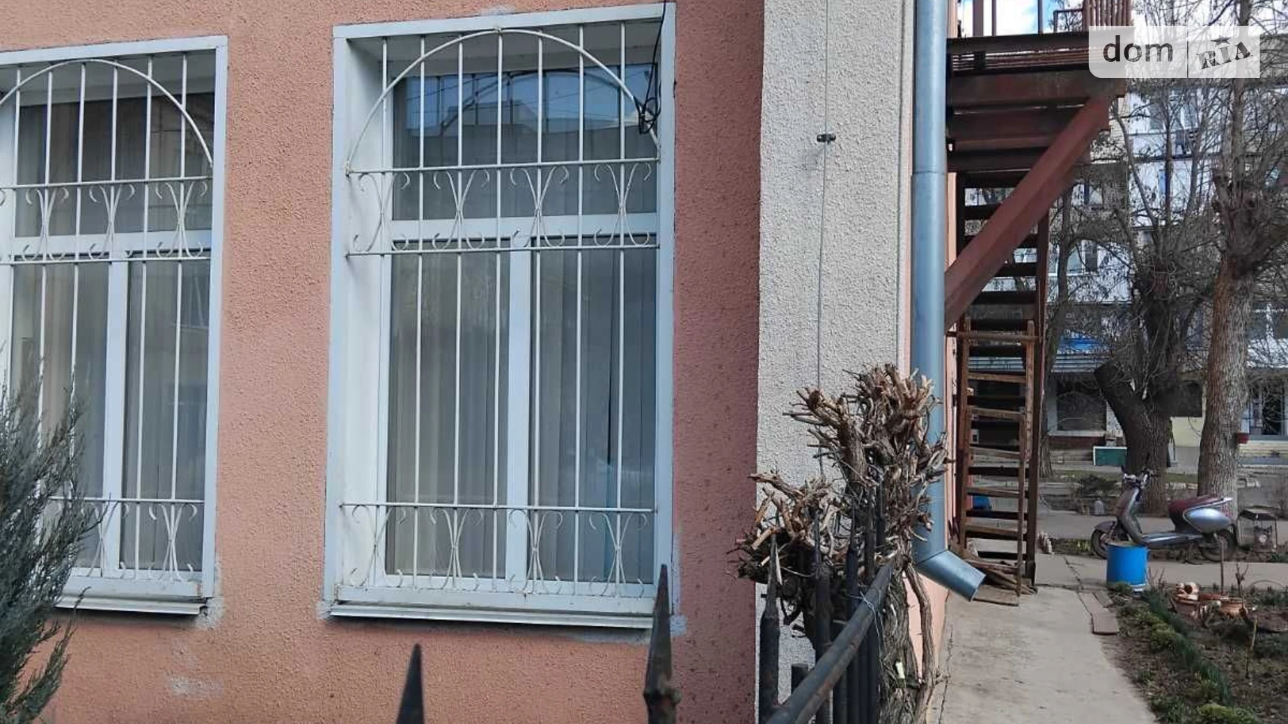 Сдается в аренду офис 25.8 кв. м в бизнес-центре, цена: 6797 грн - фото 3