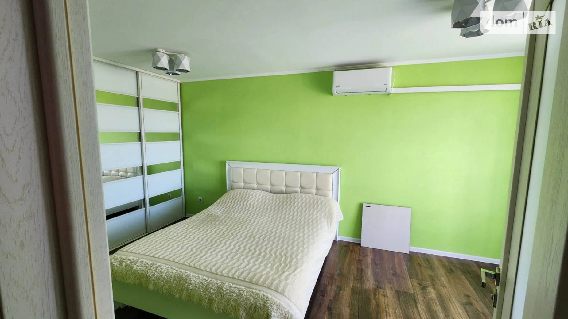 Продается 2-комнатная квартира 68.5 кв. м в Ровно, ул. Фабричная, 12 - фото 5
