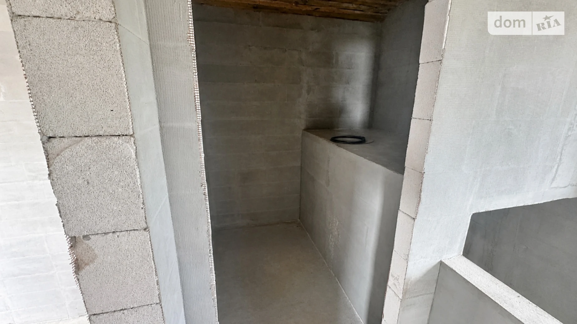 Продается дом на 2 этажа 112 кв. м с подвалом, цена: 110000 $ - фото 2
