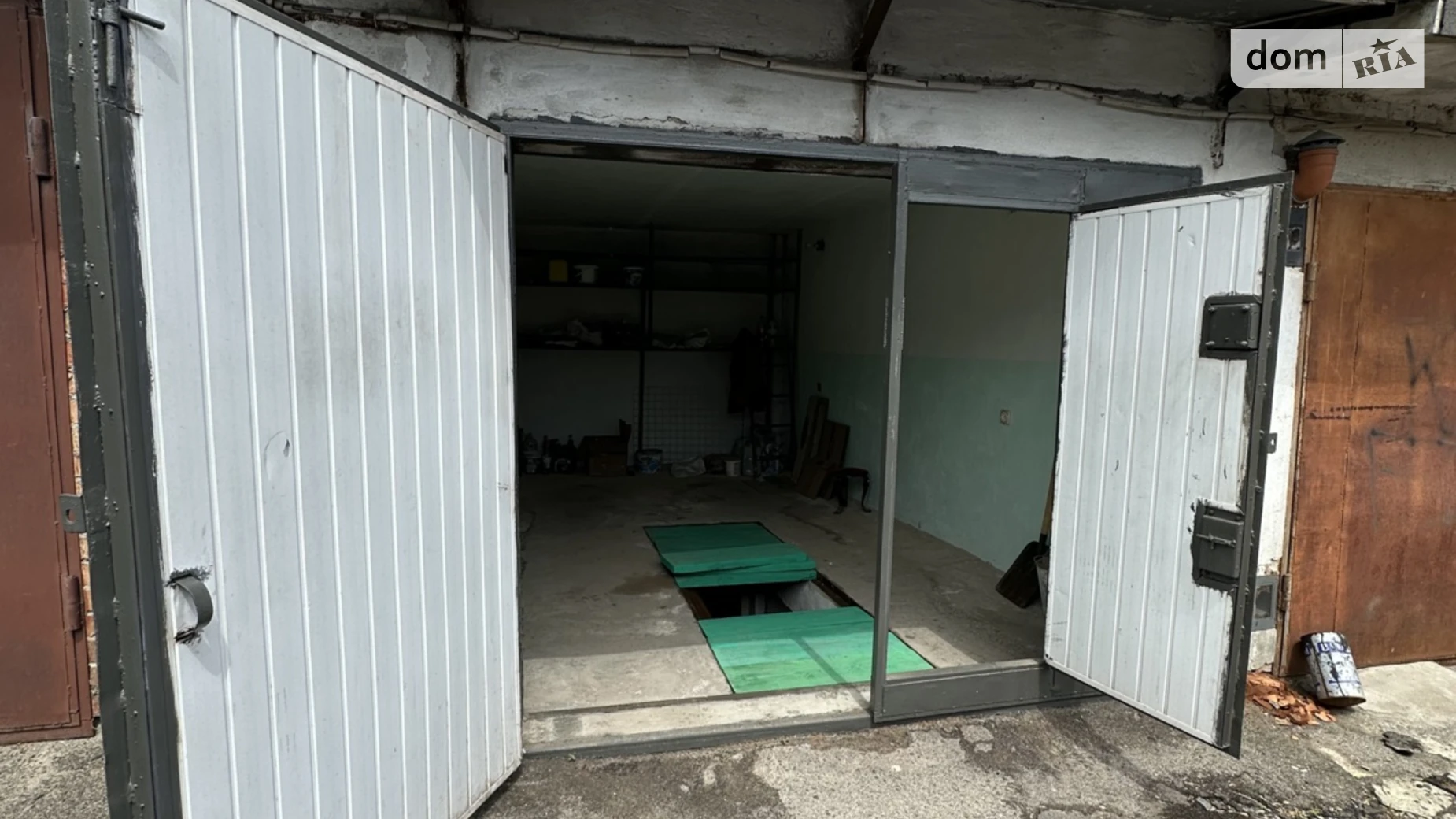 Продается место в гаражном кооперативе под легковое авто на 20 кв. м, цена: 15000 $ - фото 2
