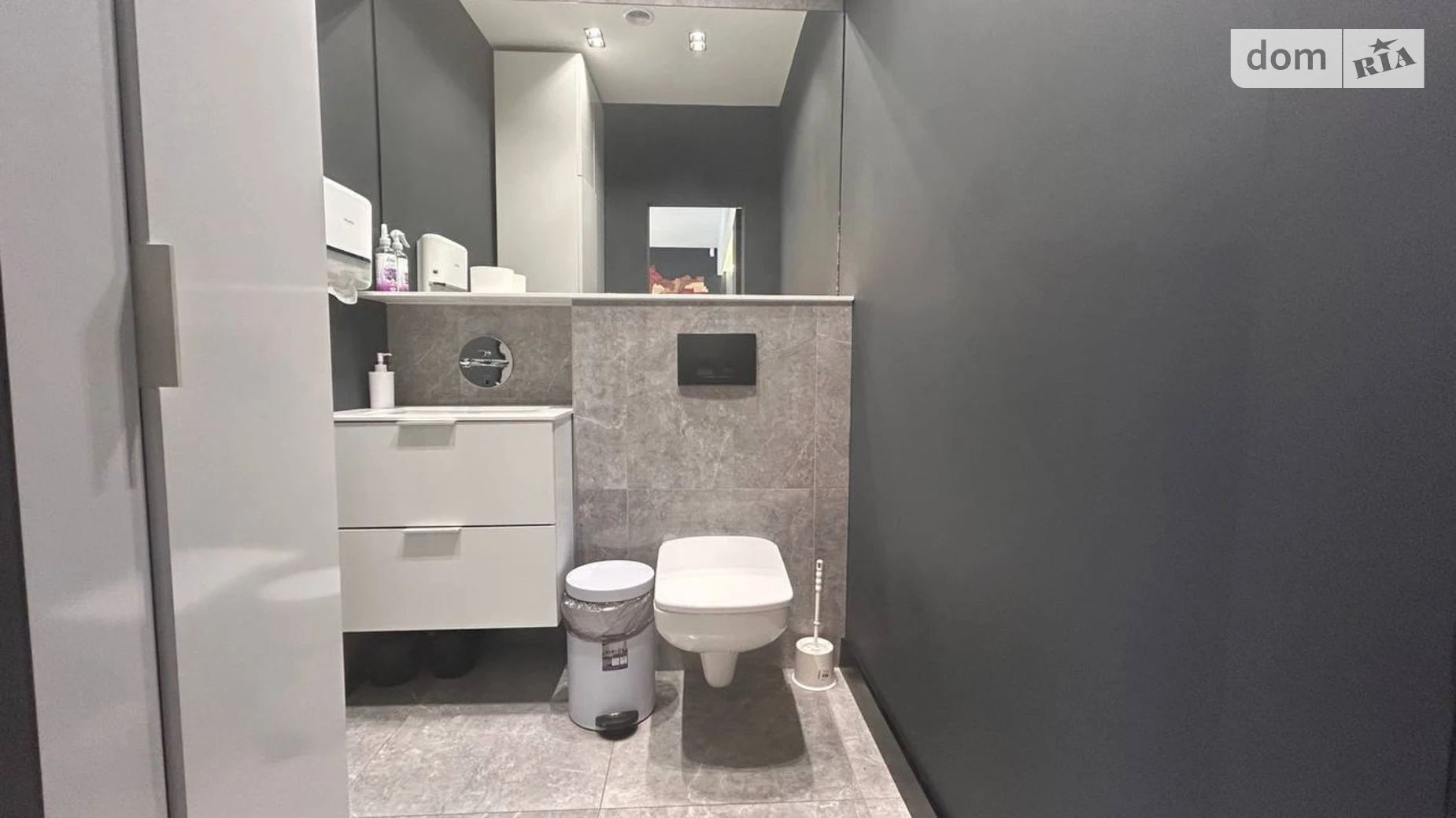 Сдается в аренду офис 34.6 кв. м в бизнес-центре, цена: 700 $ - фото 5
