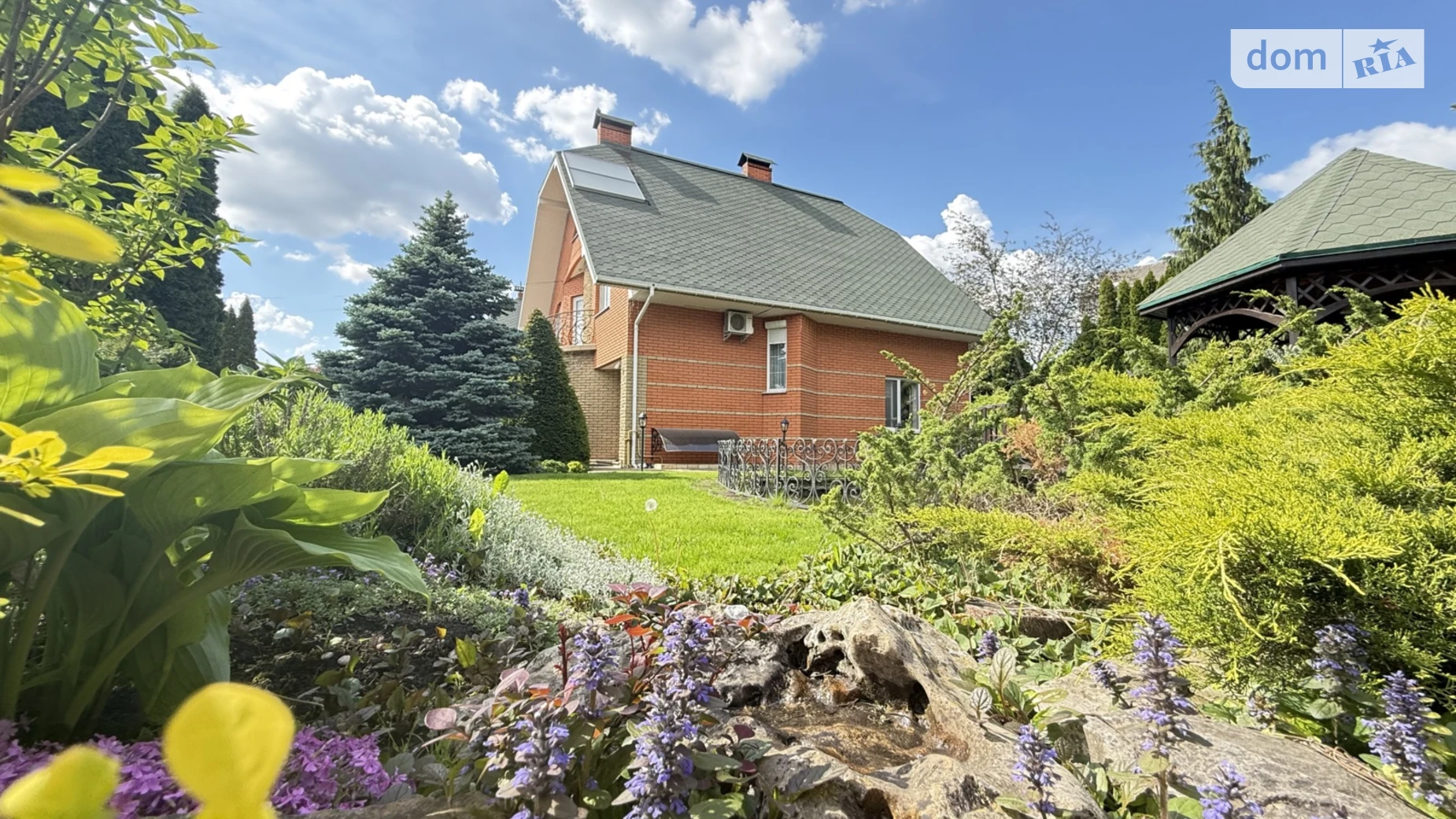 Продается дом на 2 этажа 295 кв. м с балконом, цена: 358000 $ - фото 2