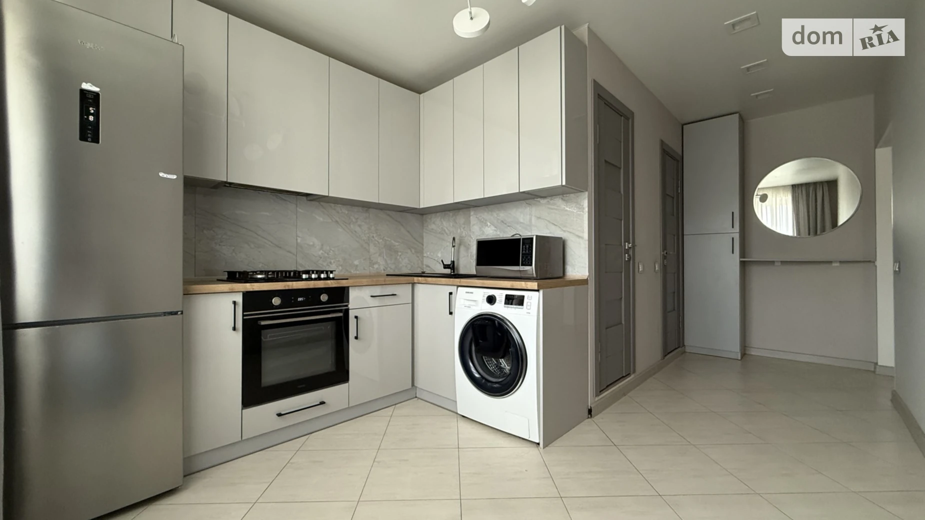 Продается 1-комнатная квартира 41 кв. м в, цена: 52000 $ - фото 3