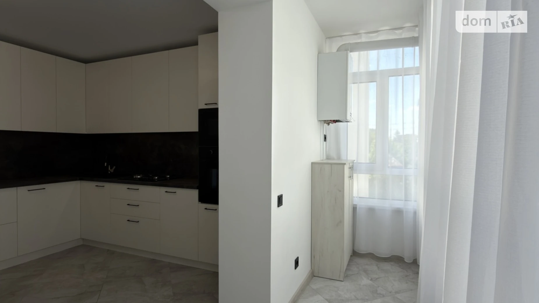 1-комнатная квартира 40 кв. м в Тернополе, ул. Глиняная - фото 4