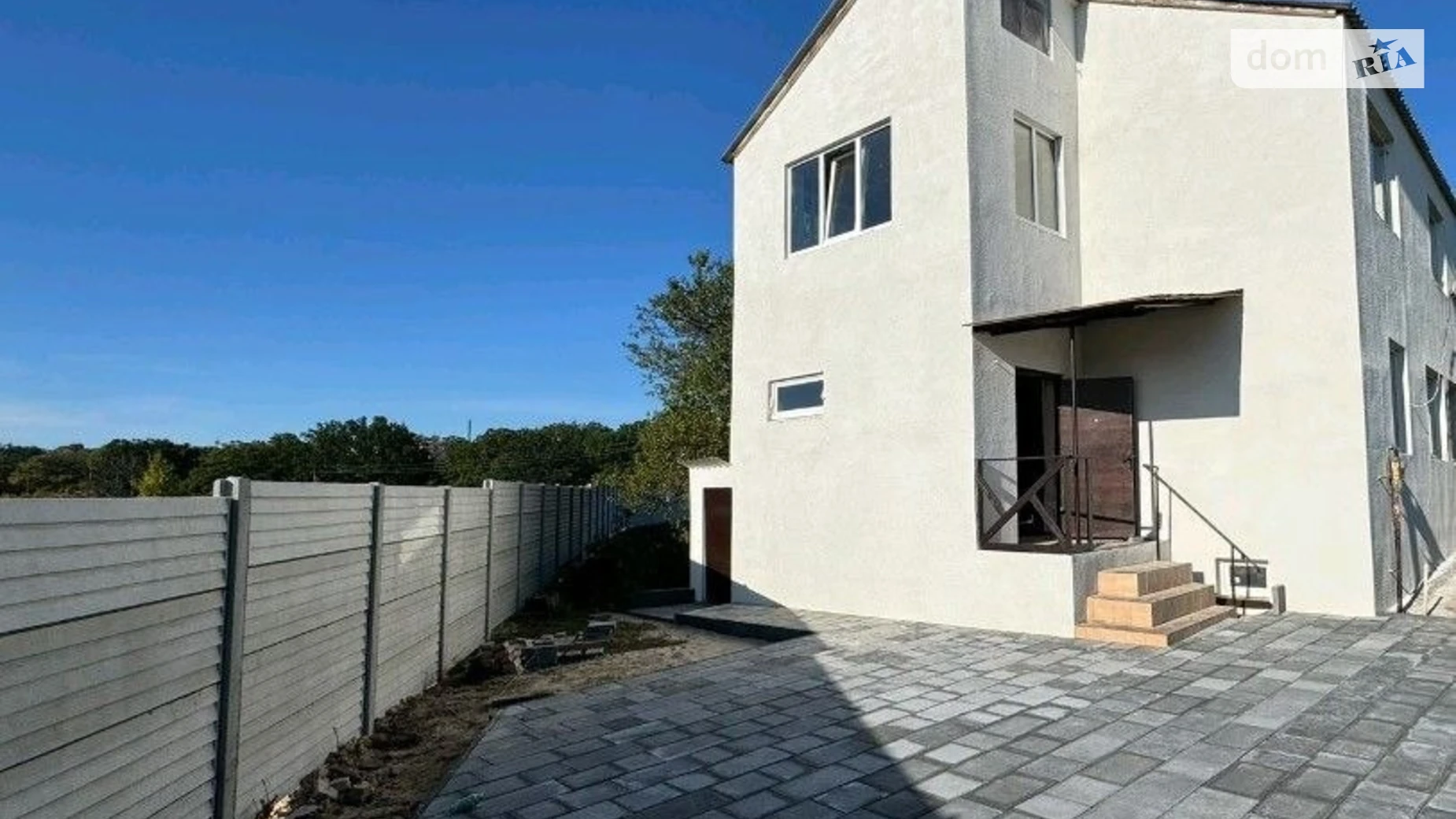 Продается дом на 2 этажа 187.1 кв. м с участком, цена: 70000 $ - фото 2