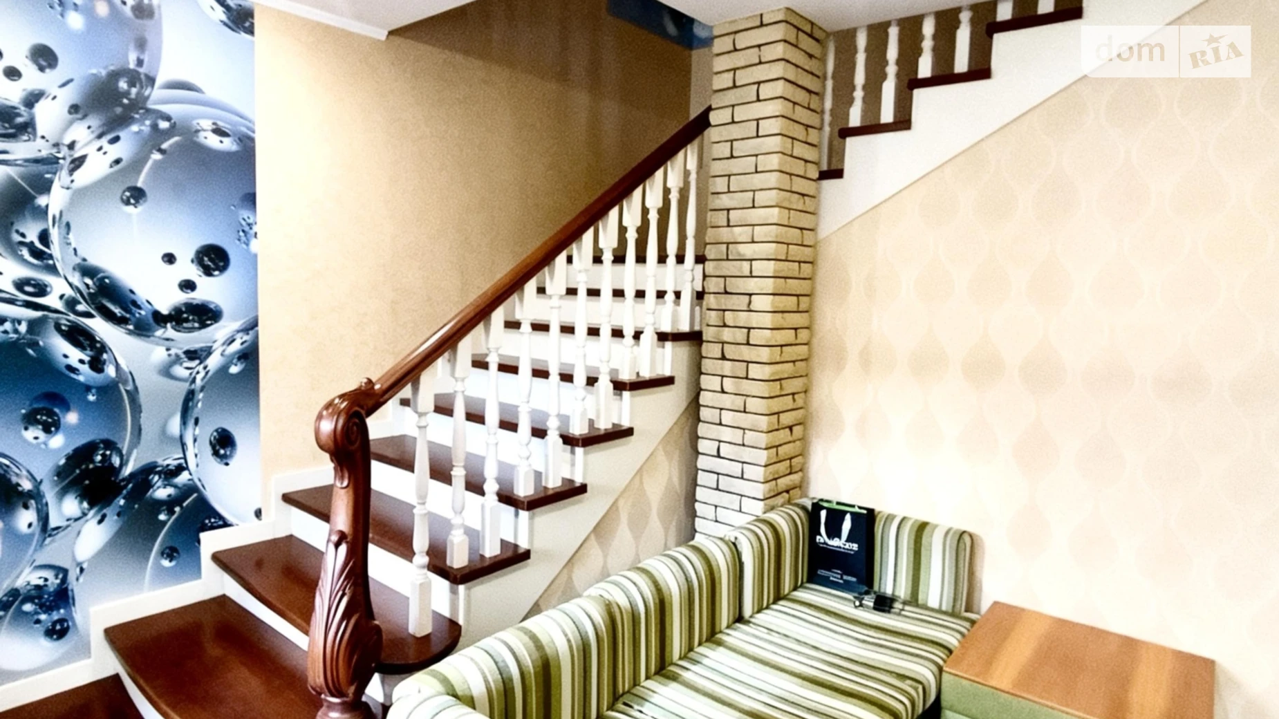 Сдается в аренду дом на 2 этажа 125 кв. м с садом, цена: 1799 $ - фото 2