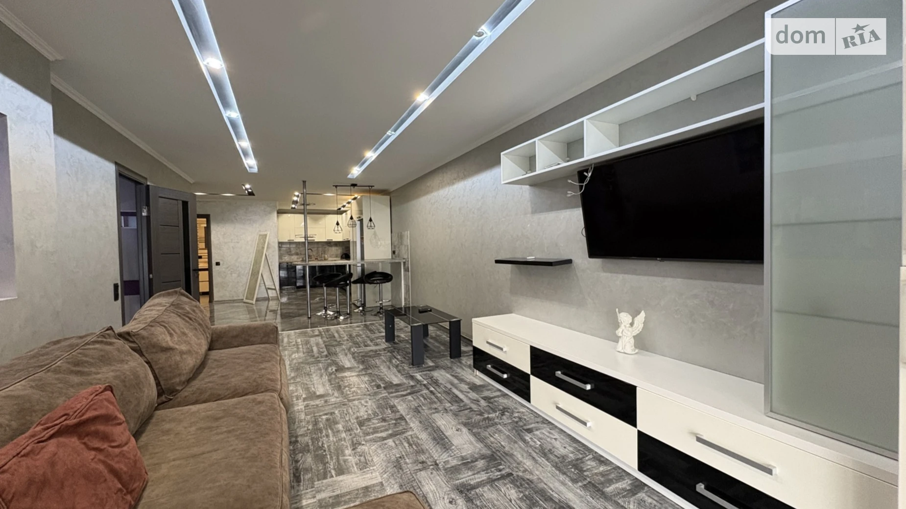 1-кімнатна квартира 92 кв. м у Тернополі, цена: 142000 $ - фото 2